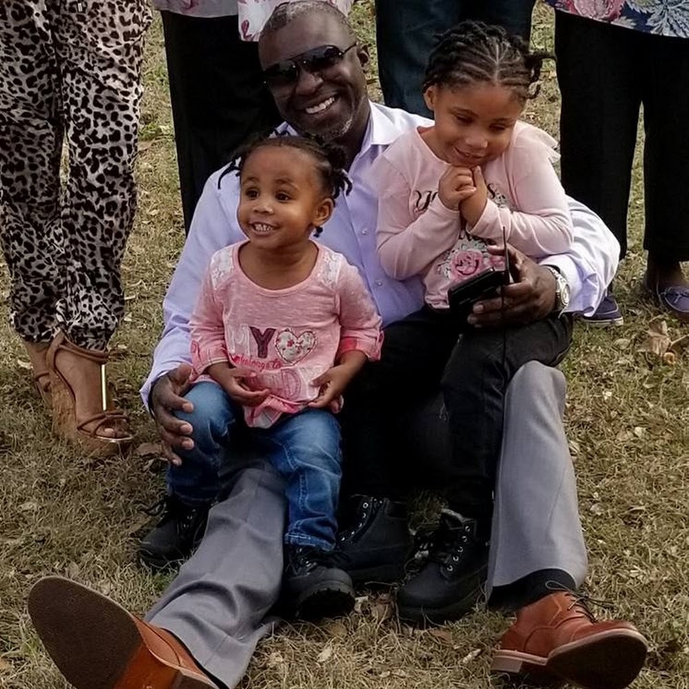 Meet your Posher, Henry